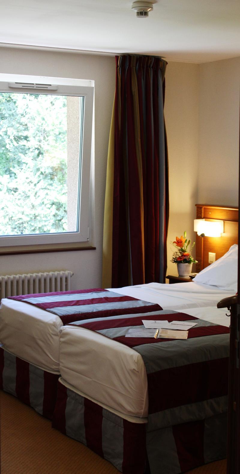 Hotel Des Inventions Ecublens  Экстерьер фото